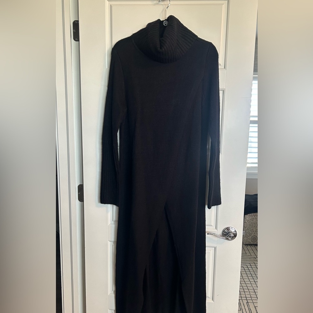Elegant Black Long Sleeve Dress